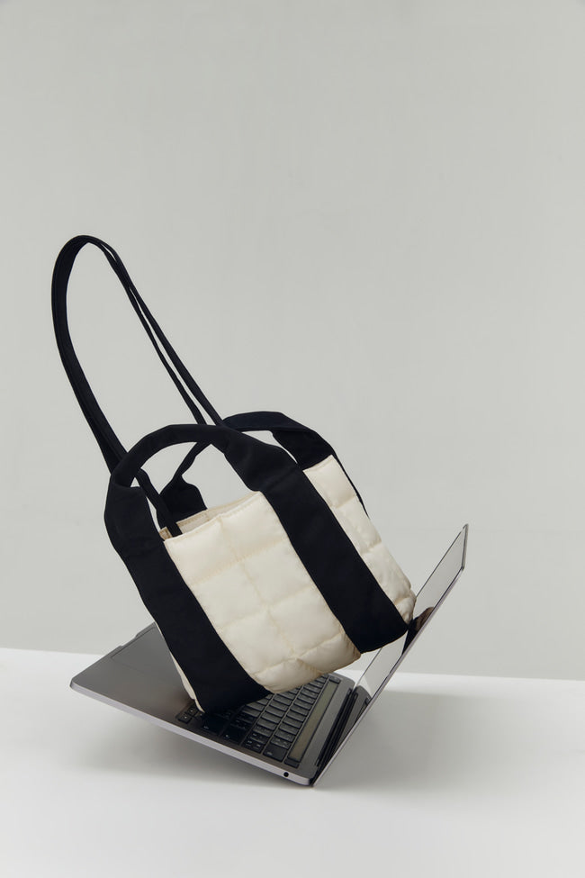 Hollywood Puffer Bag : CREAM - GNB397.1