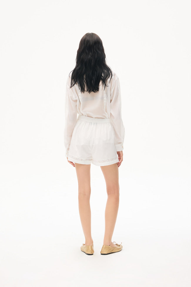 The Clean Line Shorts - GW26079