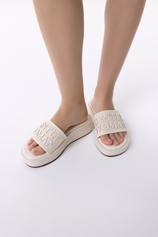 GW BARE DAY PLATFORM SLIDES : White - GW26082