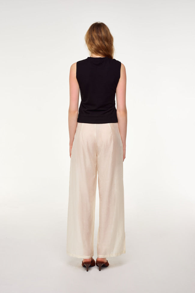Almost Yours Top : Black - GW26657