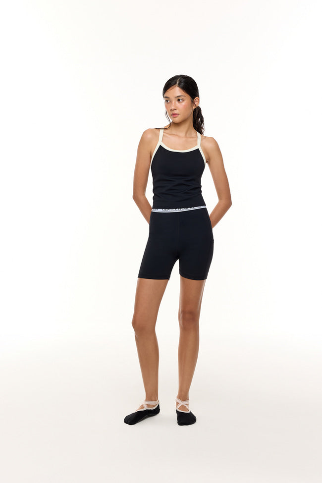 Black Echo Biker Shorts - GW25407