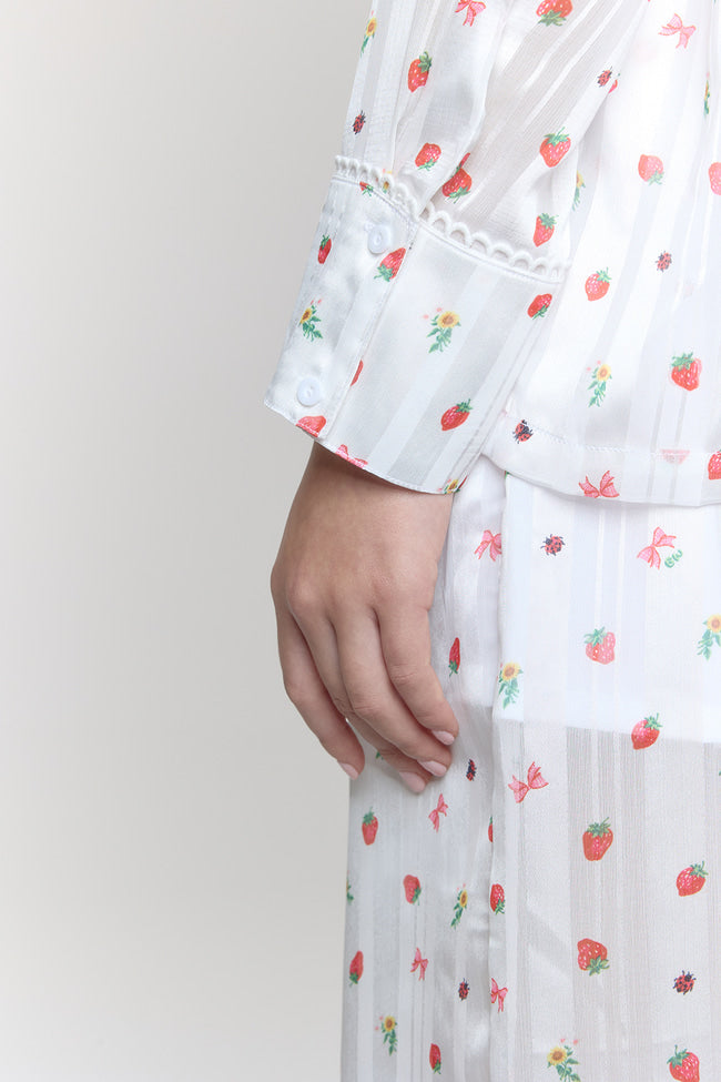 Strawberry Meadow Long Sleeve Top - GW26807