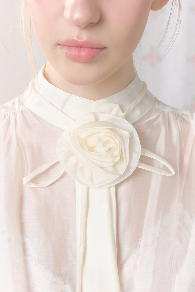 Ivory Rose Long Sleeve Top - GW27409