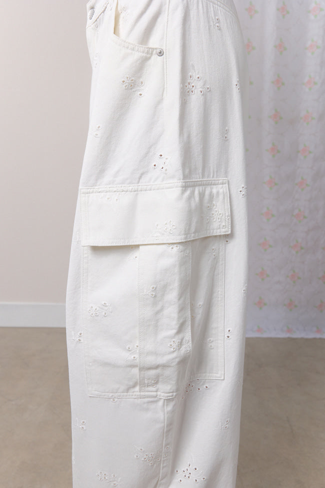Eyelet Bloom Cargo Jeans - GW27408