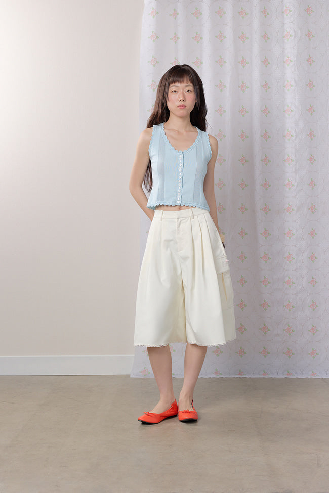 Ivory Bermuda Shorts - GW27416