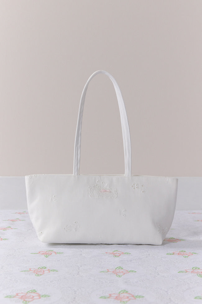 BRODERIE SHOULDER BAG - GW27607